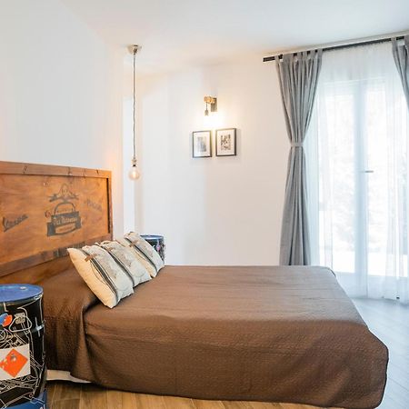 Vespa Apartments โมเนเลีย ห้อง รูปภาพ