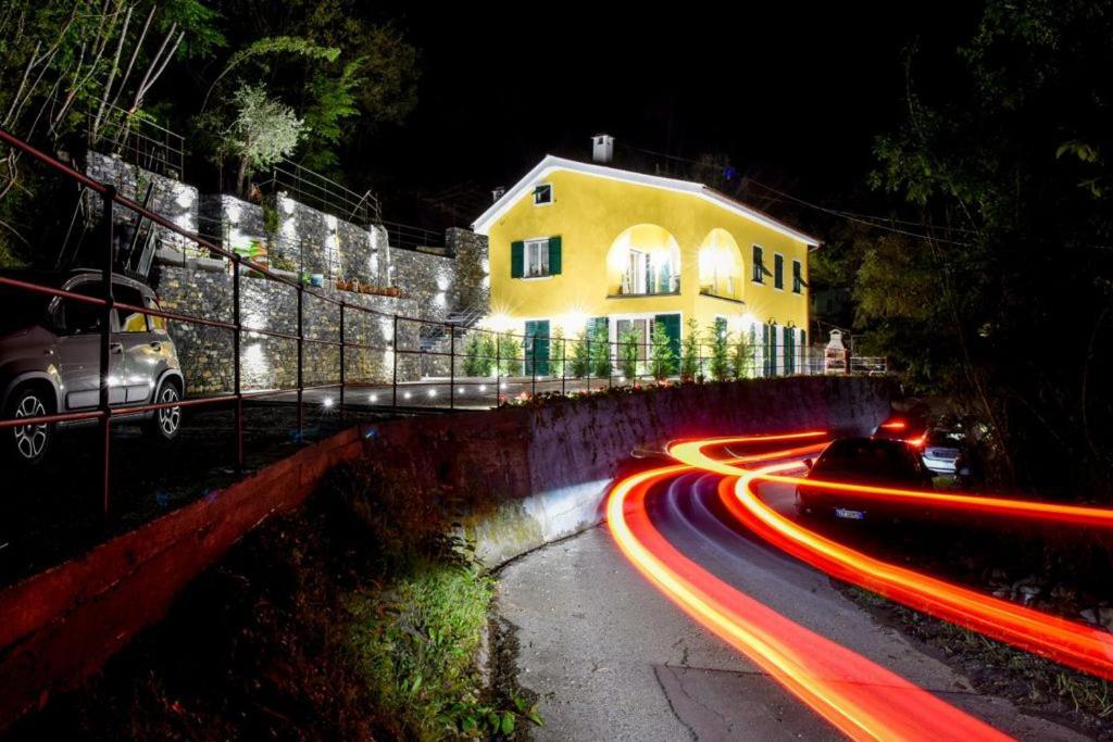 Vespa Apartments โมเนเลีย ภายนอก รูปภาพ